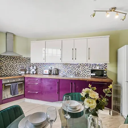 דירה Modern 2 Bed Flat On Bristols Iconic Harbourside